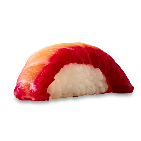 Beetroot Salmon Nigiri 2 Stk