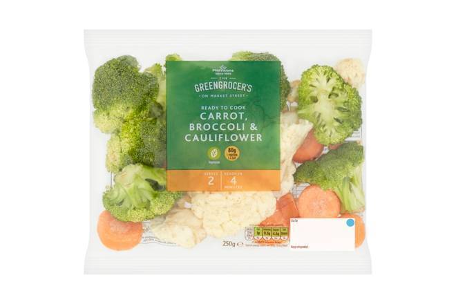 Morrisons The Greengrocer's on Market Street Carrot, Broccoli & Cauliflower (250g)