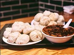 老炮儿包子（老砲豚まん）難波店