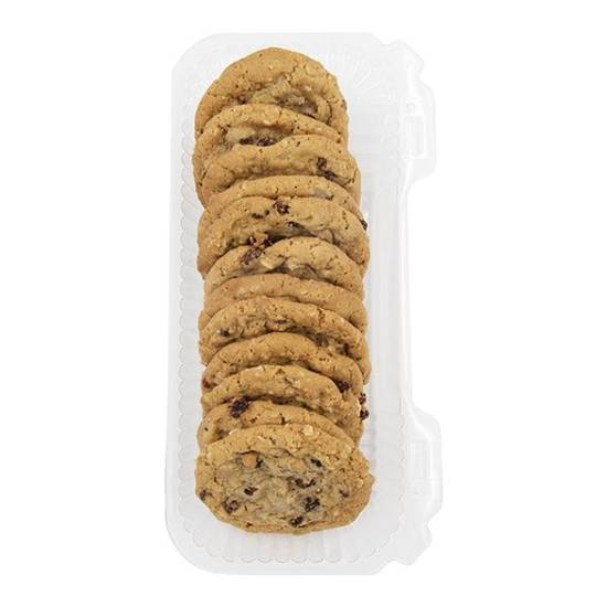 Weis in Store Baked Home-Style Oatmeal Raisin Cookies