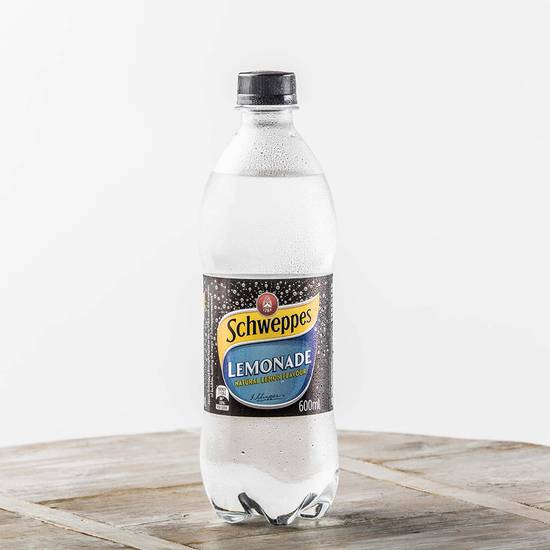 Schweppes Lemonade 600ml