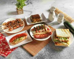 哲哥小吃 香腸 串燒