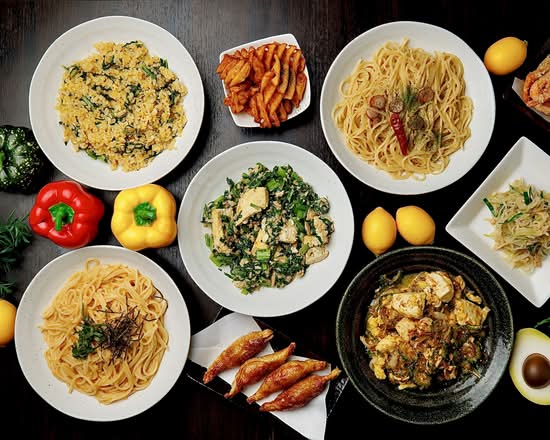 ちゃんぷる〜が人気！【佐真下酒場】