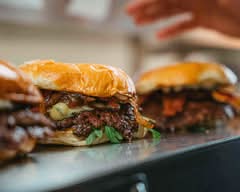 Holymelt Burger & Coffee