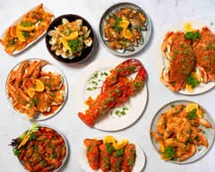 Willie's Seafood Boil (5333 Adeline St)