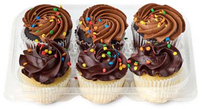 Fudge Iced Cupcakes Assorted 6 Count - Each