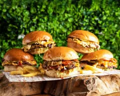 Burgy (3640 Boulevard Saint-Laurent)