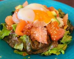 ハワイ発祥の料理！ヘルシー海鮮ポキ丼lala(ララ) Healthy original seafood poke bowl [lala]