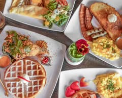 Butterfly Pea Cafe (4358 Fountain Ave)