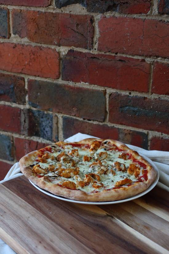Garlic Chicken Pizza