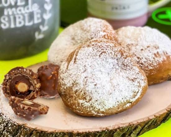 Papillon International Bakery photo 2