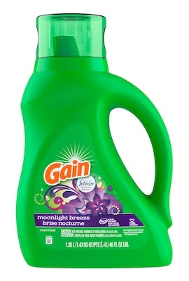 Gain Aroma Boost Liquid Laundry Detergent With Febreze Freshness, Moonlight Breeze (1.36 L)
