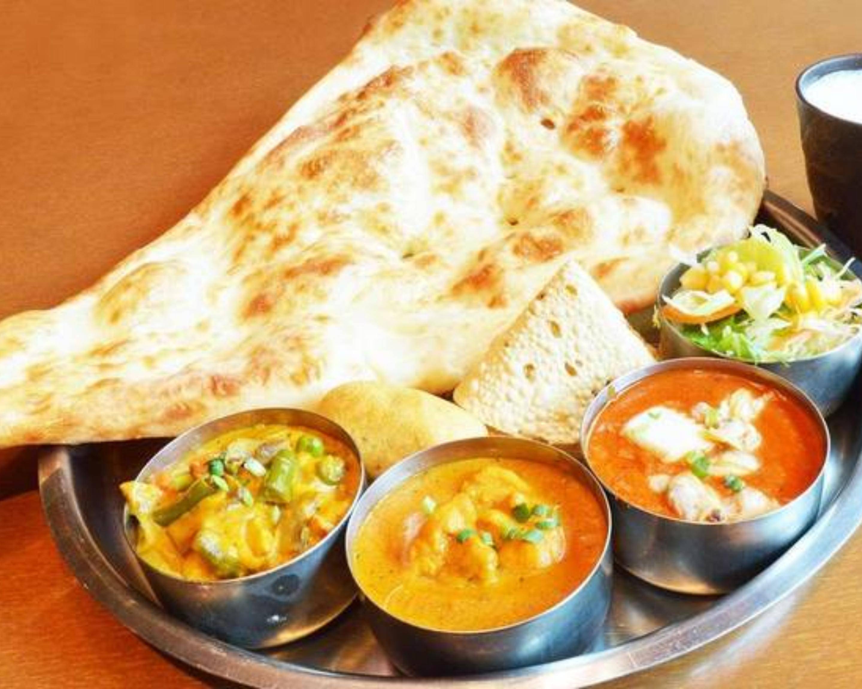 HALAL TAJ CURRY HOUSEの出前・宅配・テイクアウトメニュー ウーバーイーツ