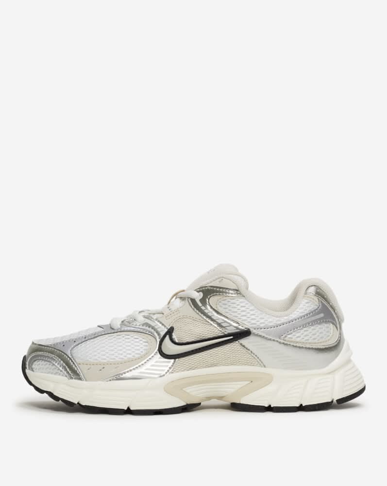Nike V5 Rnr (Cream - 8.5)