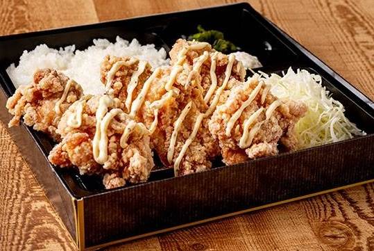 タルタルげんこつ唐揚げ弁当 6個 Tartar Sauce Genkotsu Fried Chicken Bento Box (6 Pieces)