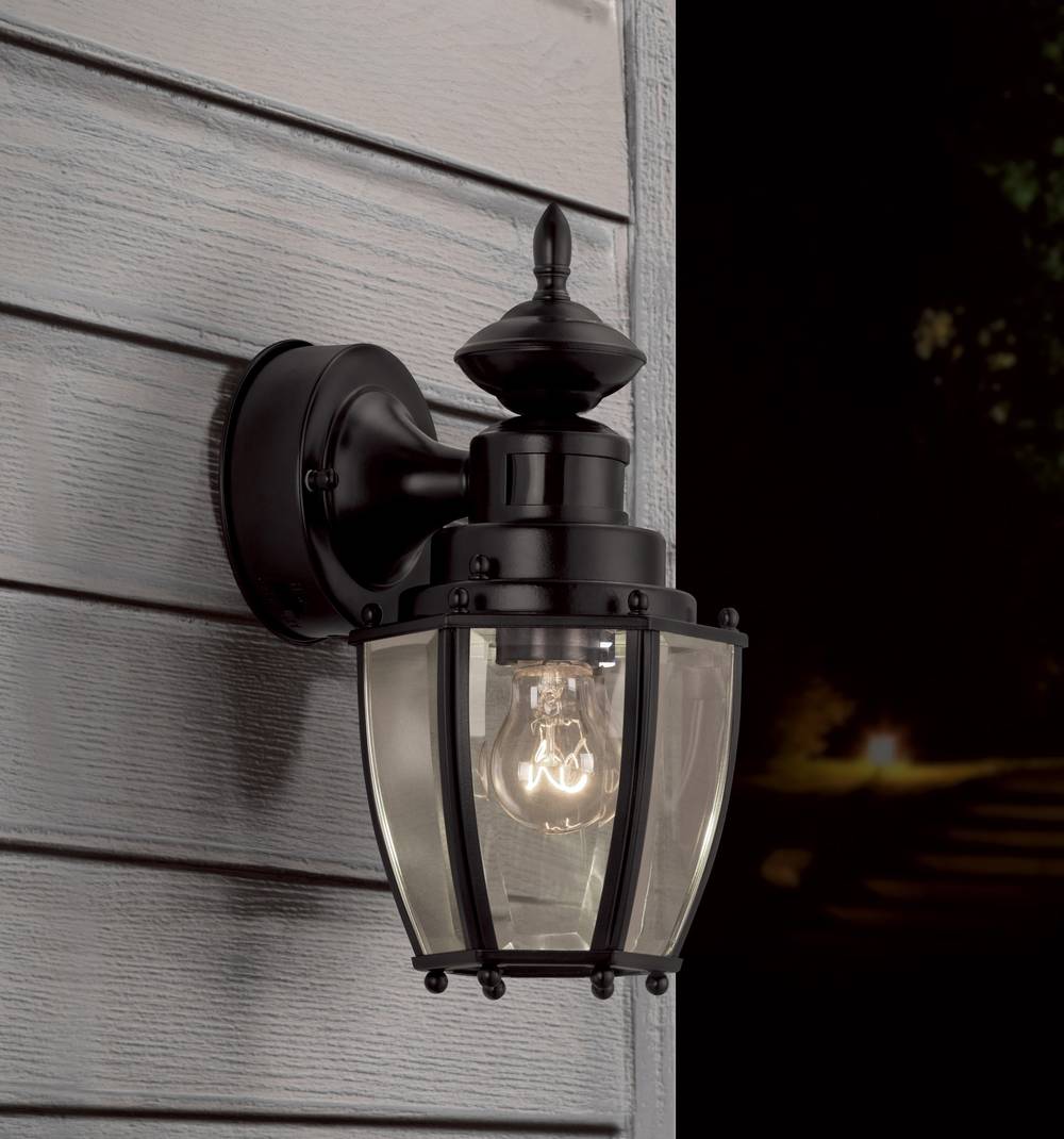 Project Source Glynwater 1-Light 11.75-in H Matte Black Motion Sensor Dusk to Dawn Outdoor Wall Light | JEL1691A BK