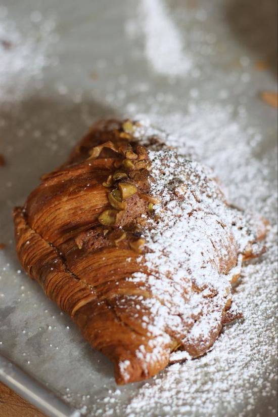 Pistachio Croissant
