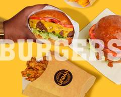 Urban Burger, The oval