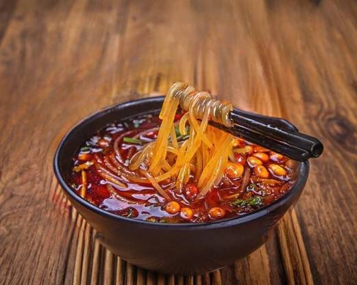 Hot and Sour Rice Noodles 酸辣粉