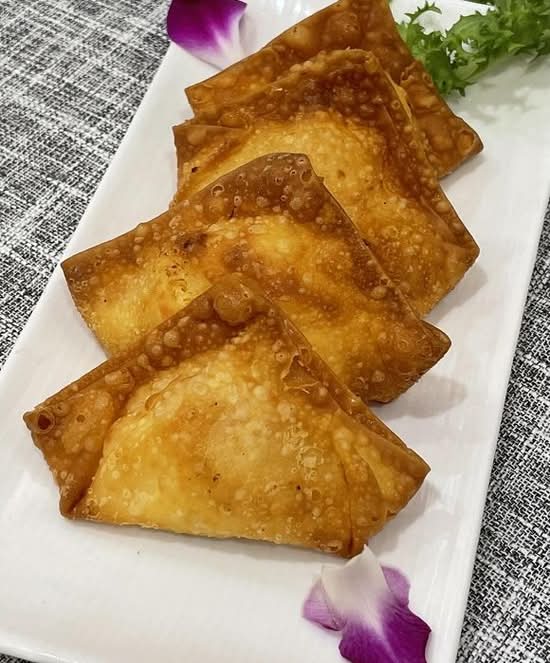 56. Crab Rangoon 4 Pcs