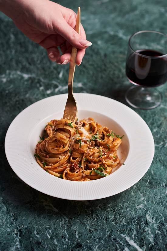 Fettuccine Bolognese