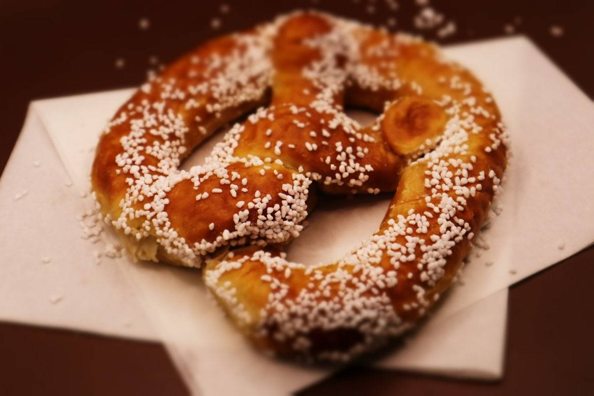 Warm Pretzel - Salted