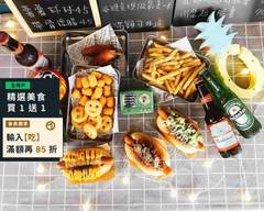 歐爺熱狗堡x炸雞 OH YEAH! HOTDOGS x FRIED CHICKEN