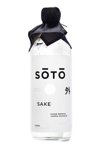 Soto Junmai Daiginjo Sake (720 ml)