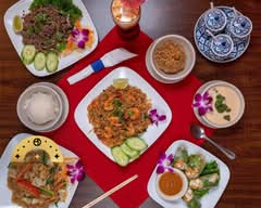 Thai Hut (N Loop)
