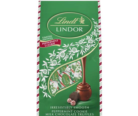Order Lindor Milk Chocolate Truffles, Peppermint Cookie  - 5.1 oz food online from Rite Aid store, Costa Mesa on bringmethat.com