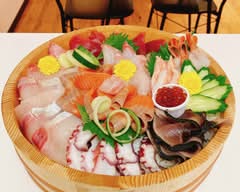 【毎朝仕入れの海鮮丼】米まる komemaru