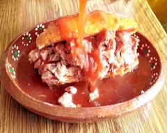 Tortas ahogadas y carnitas san juan