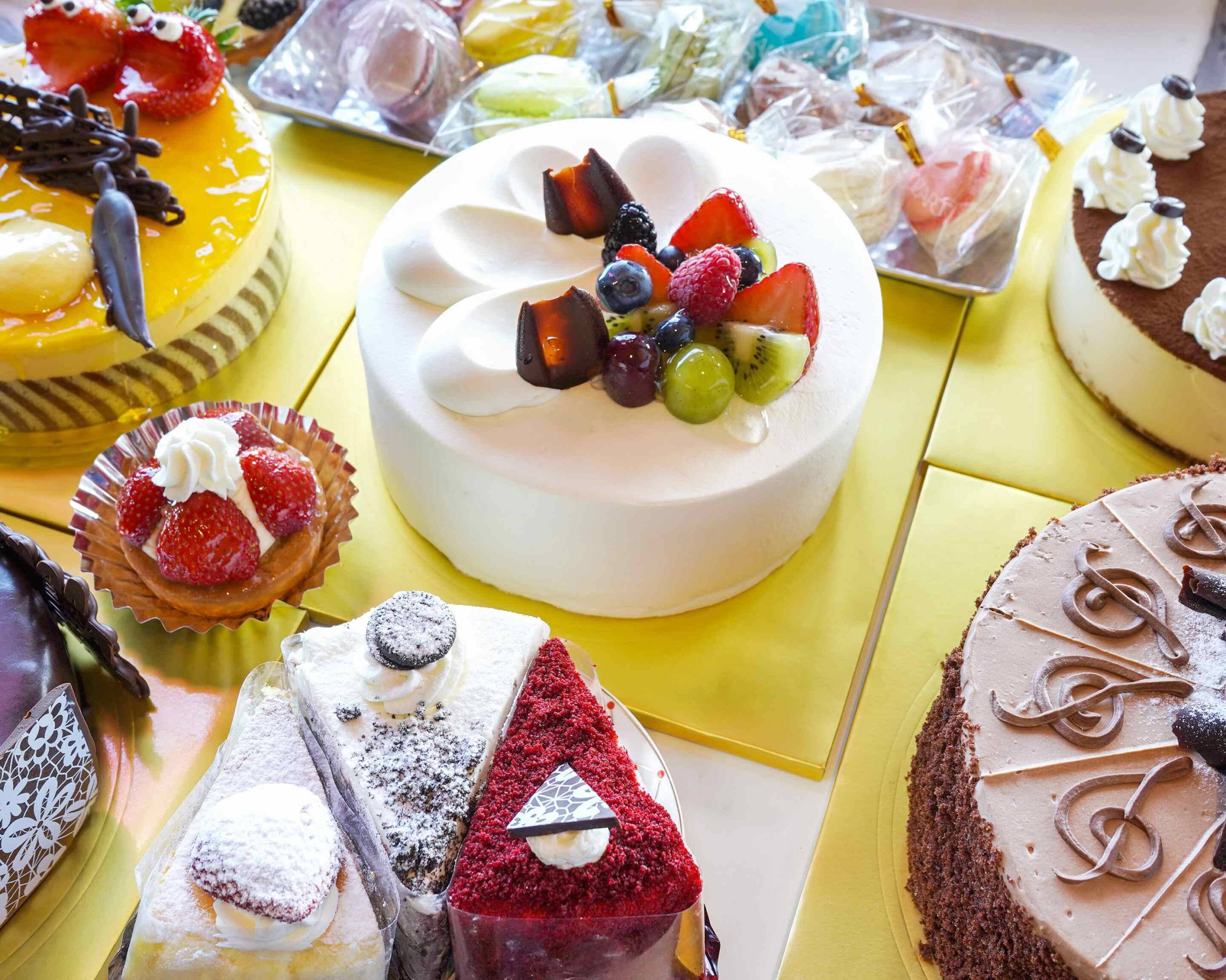 Order Cafe Mozart Bakery Menu Delivery【Menu & Prices】 Suwanee Uber Eats