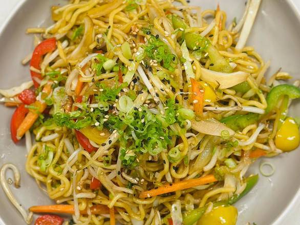 Vegetable Stir Fry with Noodles