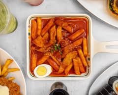 Yumsem 얌샘 김밥 (272 Closter Dock Rd)