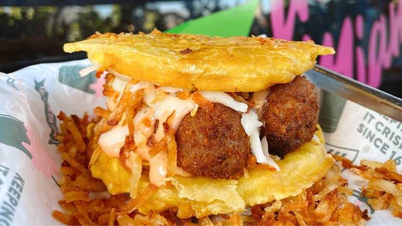 Order Toston preparada food online from Dos Croquetas store, Medley on bringmethat.com