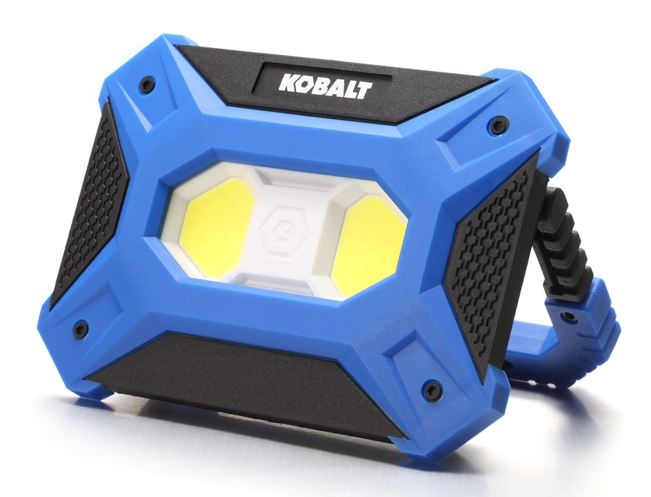Kobalt 6-volt 1000 -Lumens LED Battery-operated Portable Work Light 4 -Batteries Included