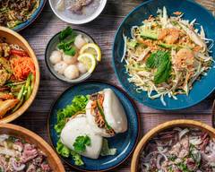 Au Petit Bànôi - Street Food du Vietnam