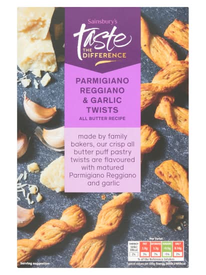 Sainsbury's Taste the Difference Parmigiano Reggiano & Garlic Twists (100g)