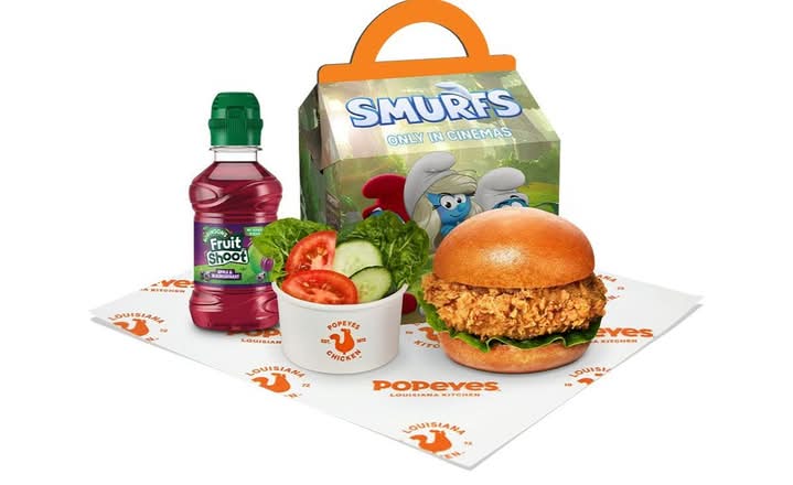 Sandwich Smurfs Poppy Meal with Ketchup