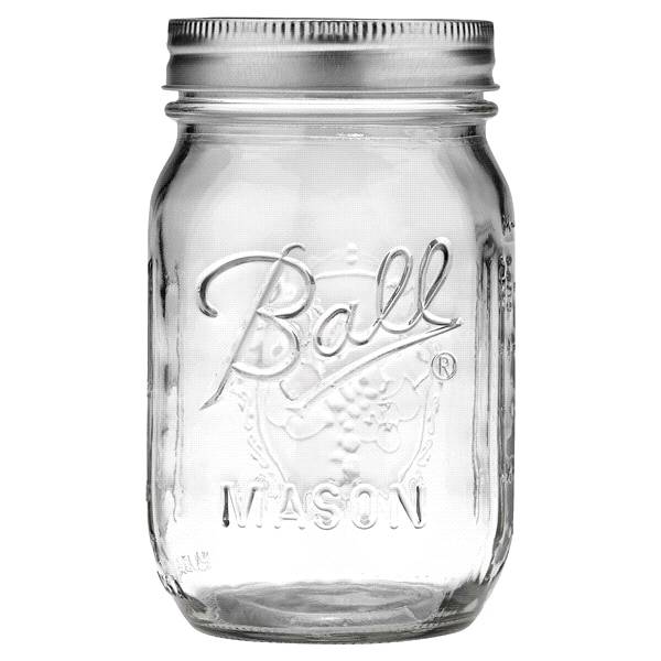 Ball Regular Mouth Pint Glass Mason Jar With Lid and Band (16 oz)