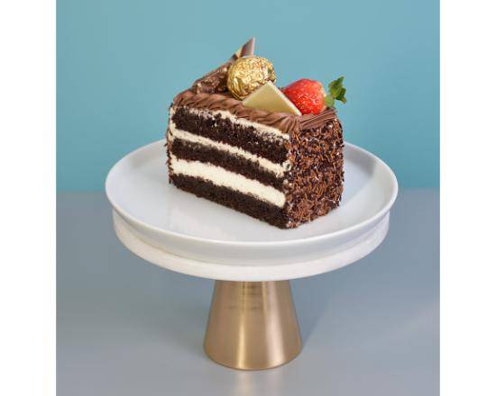 Hazelnut Fantasy Cake Slice SL051