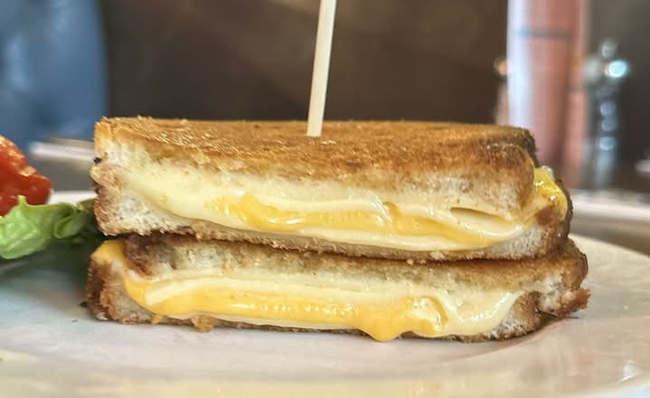GLUTEN FREE GRILLED CHEESE