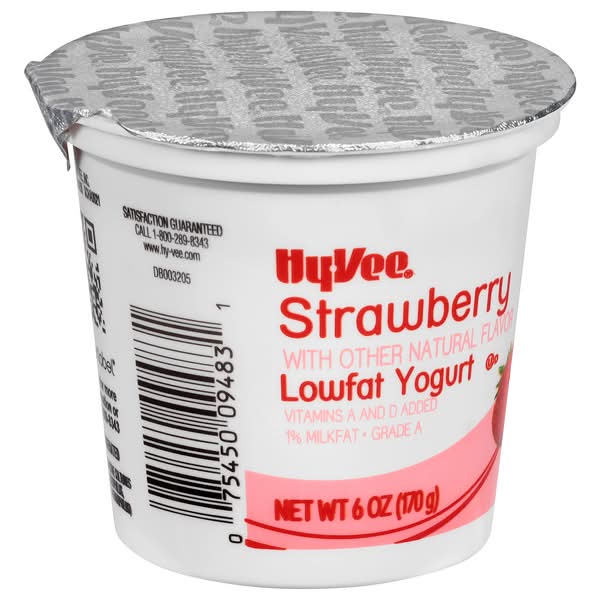 Hy-Vee Lowfat Yogurt, Strawberry (6 oz)