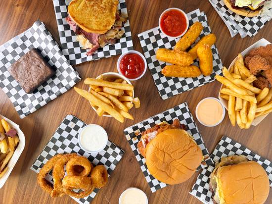 Patty Press (810 N Vallejo St)