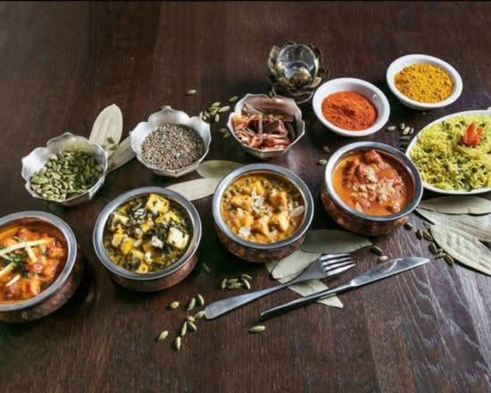 Royal Kashmir Suresnes