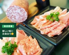 生ハムの量り売りとお惣菜のお店 デリカコッタ高見店