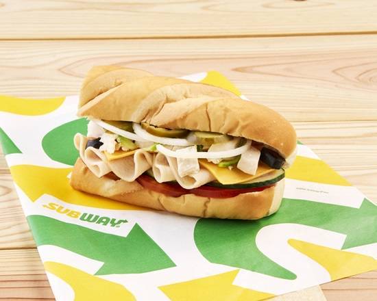 精選推薦 - 6 吋嫩雞雙饗潛艇堡 6-Inch Chicken Strips and Sliced Chicken Sub
