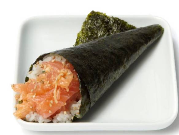 Salmon Hand Roll