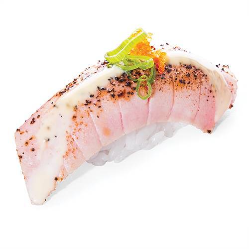 NIGIRI THON GRILLÉ RUB CHIPOTLE ET LIMETTE / SEARED MANGO-CHIPOTLE TUNA NIGIRI